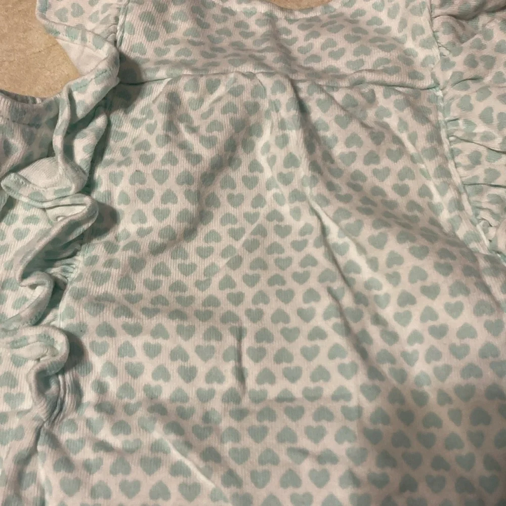 Carters 12 months girls romper - Picture 3 of 4
